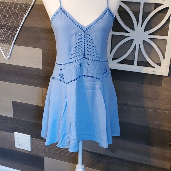 Le Lis Dresses & Skirts - Le Lis Cut Out Dress